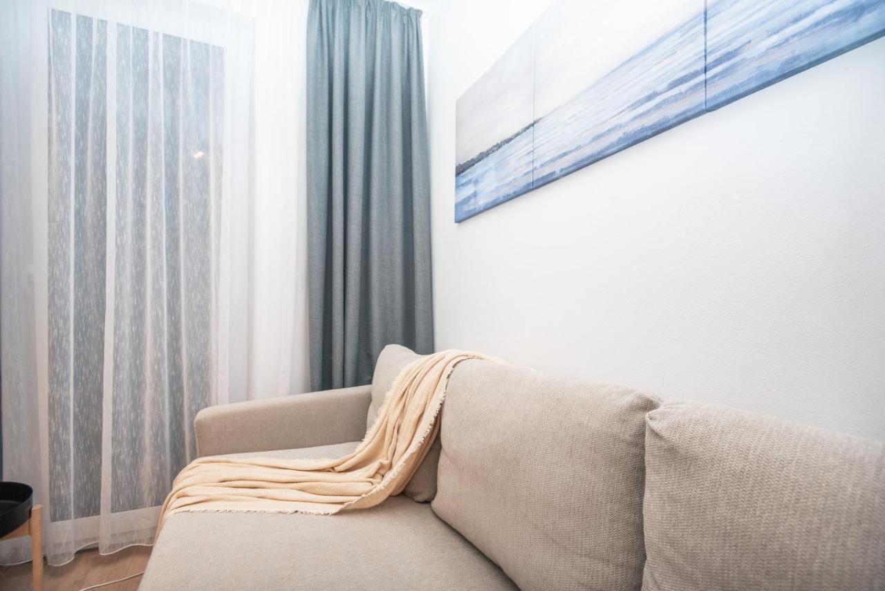 City Center Apartment - Modern & Elegant 브라티슬라바 외부 사진